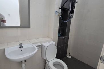 Renovated 2 Storey Terrace House @ Setia Ecohill 1, Semenyih For Sale