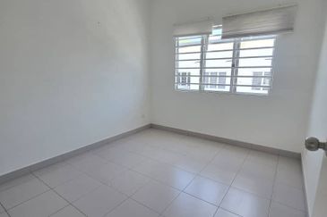 Renovated 2 Storey Terrace House @ Setia Ecohill 1, Semenyih For Sale