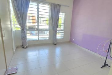Renovated 2 Storey Terrace House @ Setia Ecohill 1, Semenyih For Sale