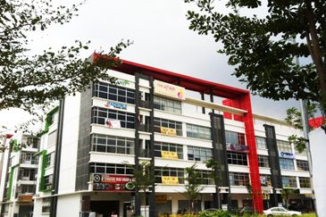 Below Market, Ground Floor Shop @ Plaza Paragon Point, Seksyen 9, Bandar Baru Bangi