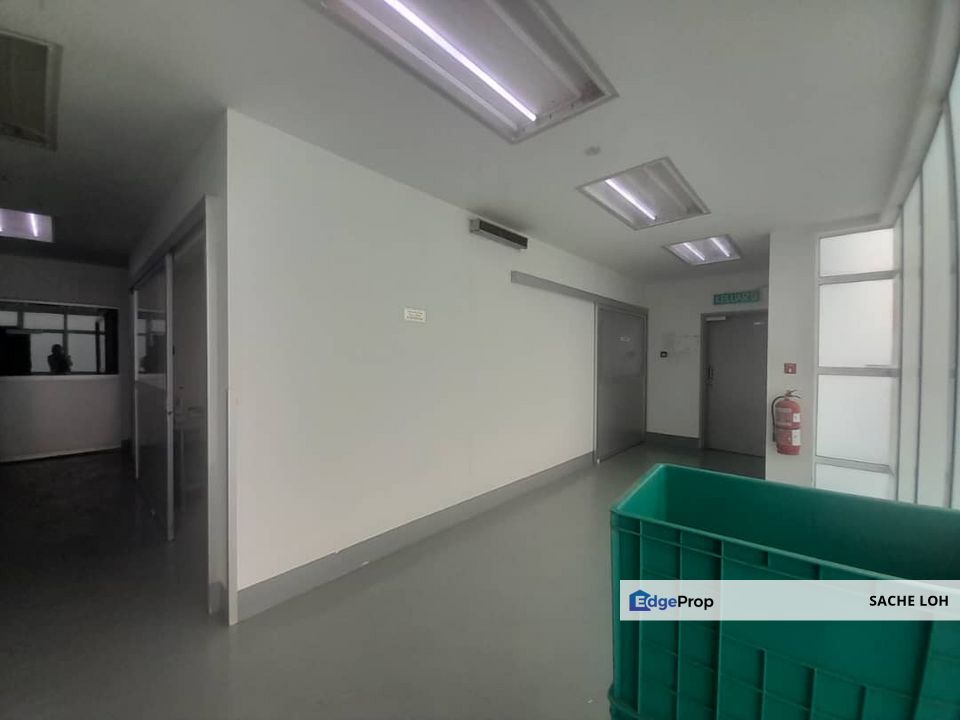 4.5% ROI, 3 STOREY SEMI D FACTORY FULLY EXTENDED @ SEMENYIH INTEGRATED PARK, Selangor, Semenyih