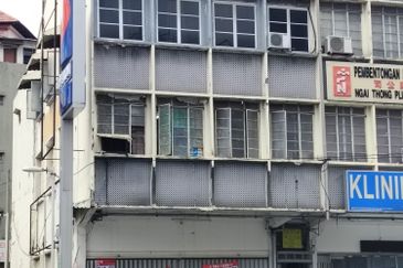 4 Storey Shop at Jalan pasar, Pudu, KL City for sale