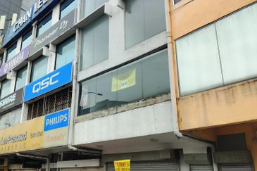 4 Storey Shop at Jalan pasar, Pudu, KL City for sale