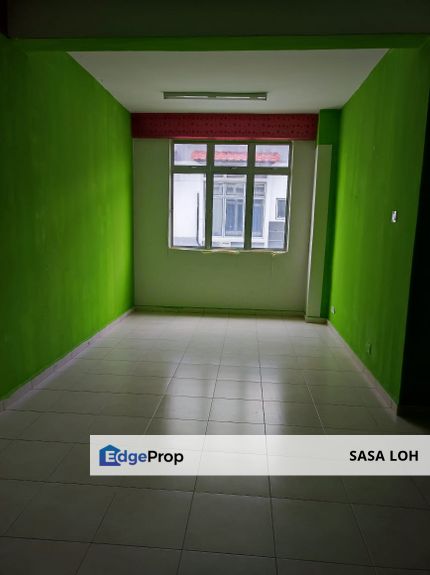 Shop Apartment at Jalan Setia Balakong 2 FOR SALE:, Selangor, Balakong