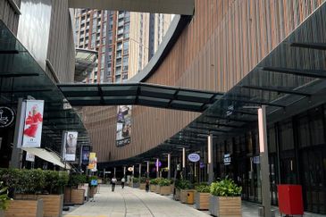 Menara EcoWorld (The Stride Strata Office @ BBCC)