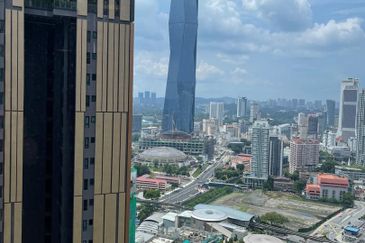 Menara EcoWorld (The Stride Strata Office @ BBCC)