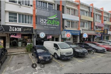  Ground Floor Shop @ Jalan Seri Putra, Kajang For Rent