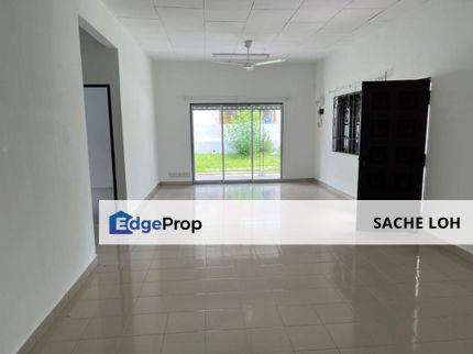 Partial Furnish Bungalow @ PJ, Taman University For Rent, Selangor, Kelana Jaya