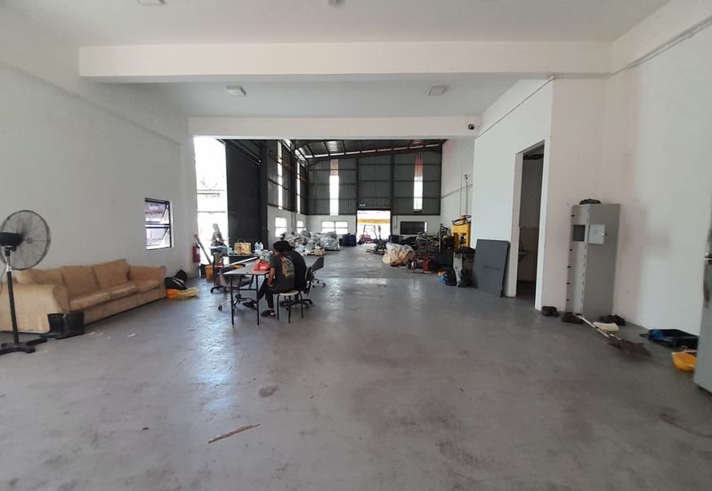 Lekas 32 Industrial Park