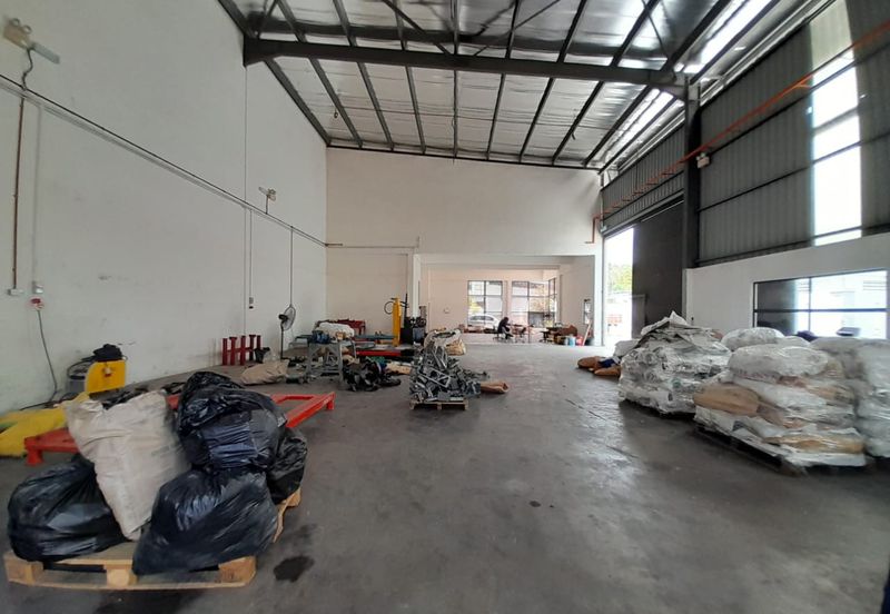 Lekas 32 Industrial Park