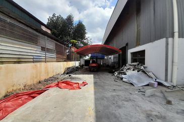 Lekas 32 Industrial Park