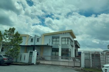 Lekas 32 Industrial Park