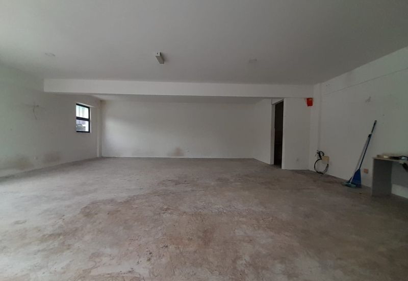 Lekas 32 Industrial Park