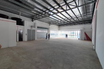 3 Storey Semi D Warehouse Factory @ Bukit Serdang,Seri kembangan 