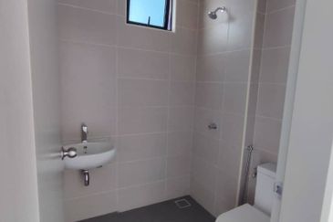 B11 Parkland Residence