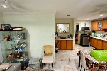 [FACING OPEN][RENOVATED] 2.5 STOREY TERRACE TAMAN KERAMAT PERMAI KUALA LUMPUR