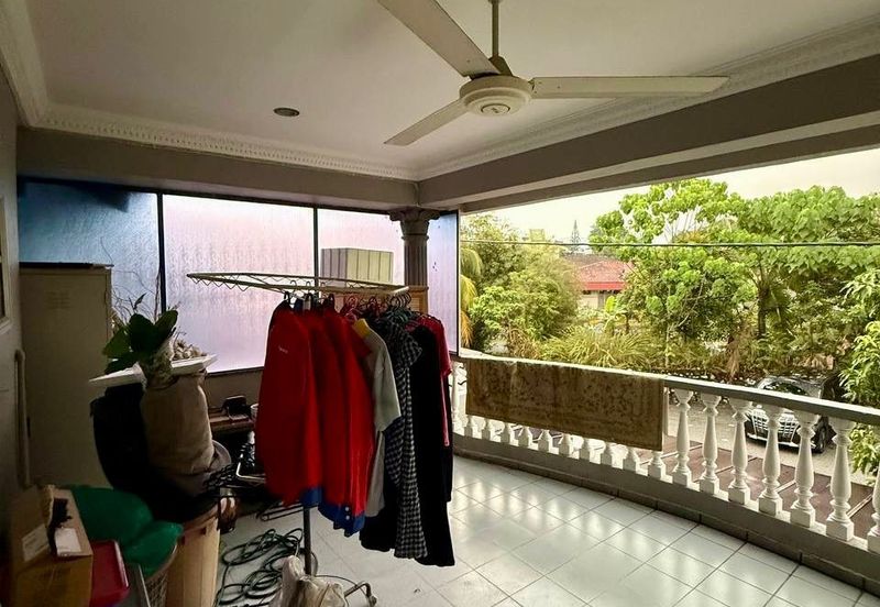 [FACING OPEN][RENOVATED] 2.5 STOREY TERRACE TAMAN KERAMAT PERMAI KUALA LUMPUR