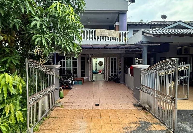 [FACING OPEN][RENOVATED] 2.5 STOREY TERRACE TAMAN KERAMAT PERMAI KUALA LUMPUR