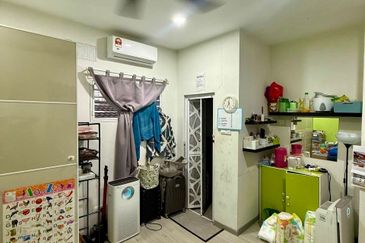 [FACING OPEN][RENOVATED] 2.5 STOREY TERRACE TAMAN KERAMAT PERMAI KUALA LUMPUR