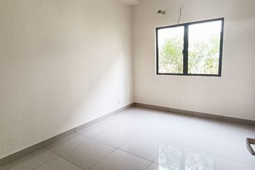 Monet Springtime @ Sunsuria City