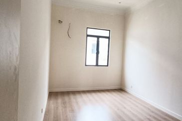 Monet Springtime @ Sunsuria City