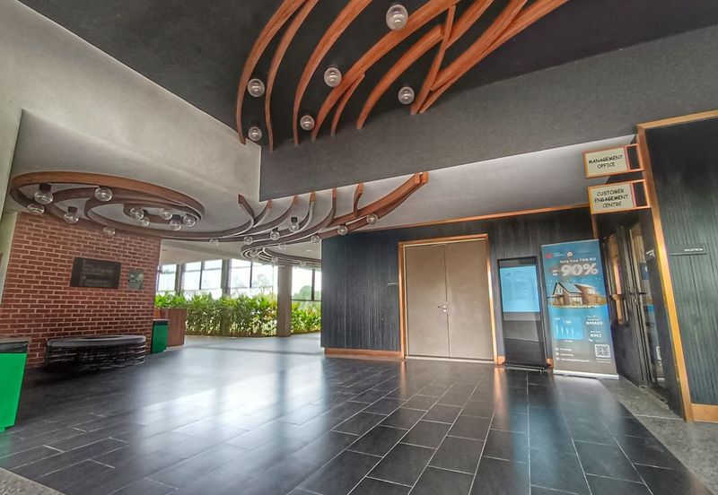 Setia Warisan Tropika (Belladonna)