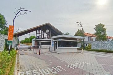 Setia Warisan Tropika (Belladonna)