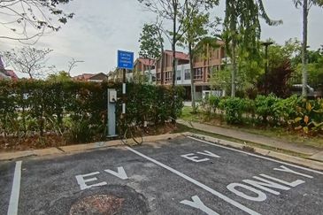 Setia Warisan Tropika (Belladonna)