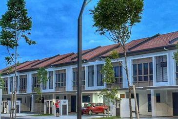 Setia Warisan Tropika (Belladonna)