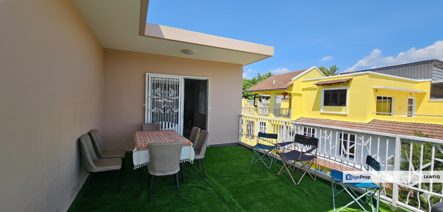 [📍🌟HUGE Semi-D 3-Storey Housed] Fully Renovated Tmn Cheras Jaya. Balakong., Selangor, Cheras South