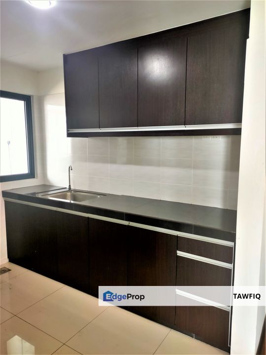 Silk Sky Condo Balakong, Cheras Facing Swimming Pool. Ready to move in unit., Selangor, Balakong