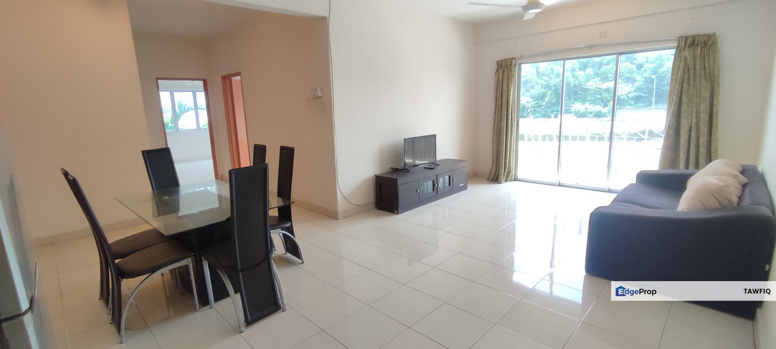 Juta Mines Balakong, Cheras. Corner unit 1200 sqft Level 1. Lower floor., Selangor, Seri Kembangan