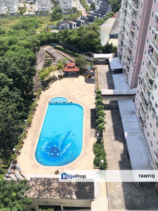 Juta Mines Balakong, Cheras. Corner unit 1200 sqft Level 1. Lower floor., Selangor, Seri Kembangan