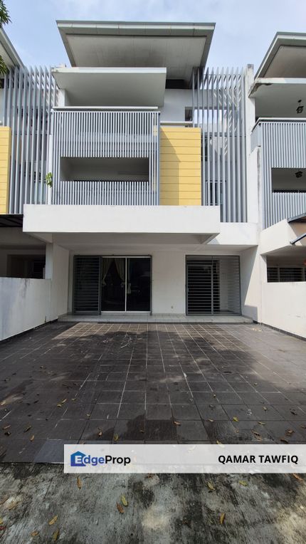 [📍🌟3-Storey Superlink House Intermediate ] Taman Nadayu92, Kajang 2, Selangor., Selangor, Kajang