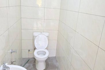 Kampung Melayu Gelang Patah