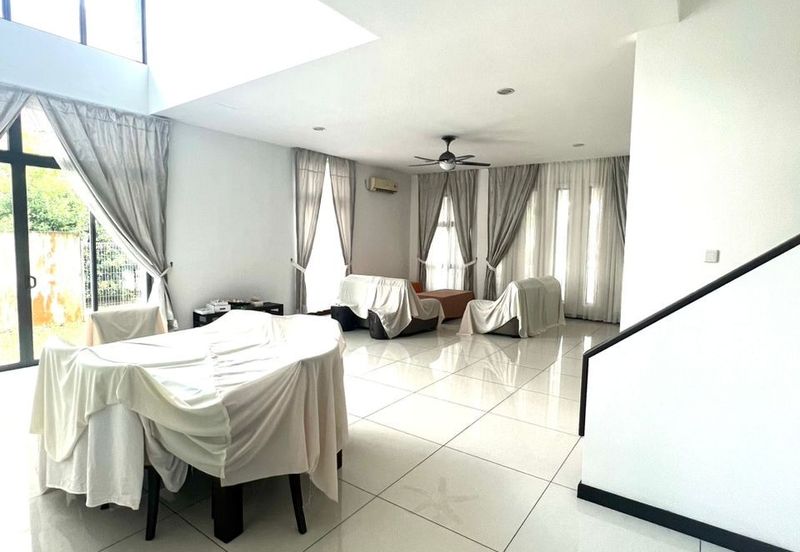 The Straits View Residences