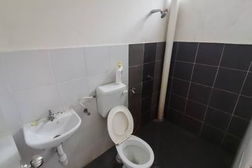 Pasir Putih_ 2 Storey Terrace_ Partial