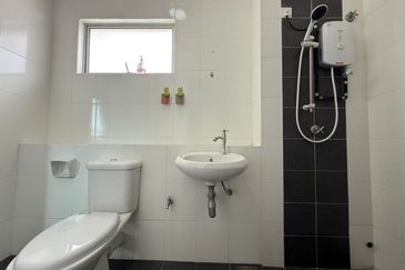 SAUJANA TROPIKA @ S2 HEIGHTS