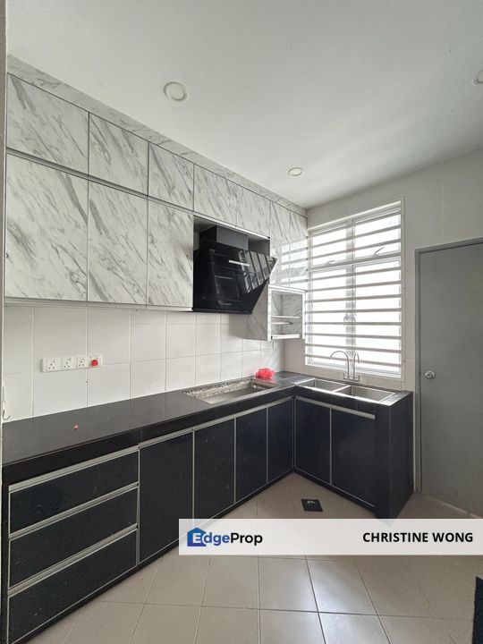 Tip Top Conditions Nicely Renovated Superlink Double Storey Terrace House Rimbun Vista S2 Heights Seremban NS , Negeri Sembilan, Seremban