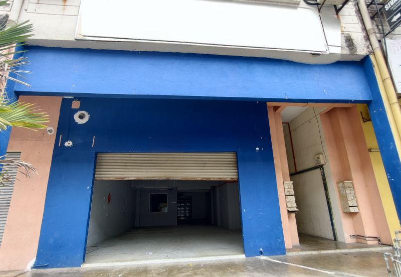 Oakland Commercial Centre