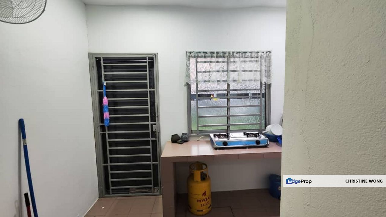 HIGH ROI BEST FOR INVESTMENT (HOSTEL FOR UITM STUDENTS) DOUBLE STOREY TERRACE HOUSE S3 (NEAR UITM) SEREMBAN NS , Negeri Sembilan, Seremban