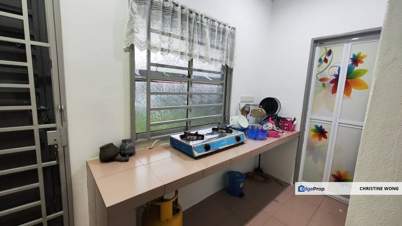 HIGH ROI BEST FOR INVESTMENT (HOSTEL FOR UITM STUDENTS) DOUBLE STOREY TERRACE HOUSE S3 (NEAR UITM) SEREMBAN NS , Negeri Sembilan, Seremban