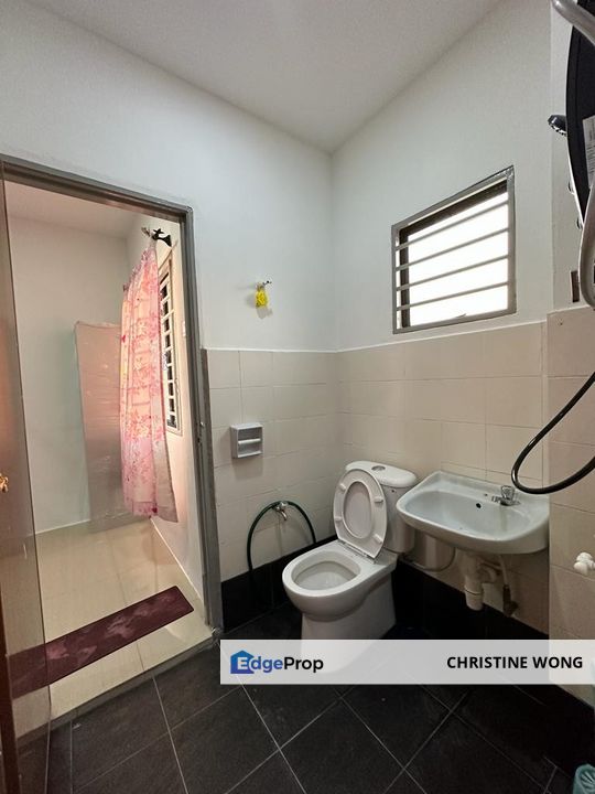 HIGH ROI BEST FOR INVESTMENT (HOSTEL FOR UITM STUDENTS) DOUBLE STOREY TERRACE HOUSE S3 (NEAR UITM) SEREMBAN NS , Negeri Sembilan, Seremban