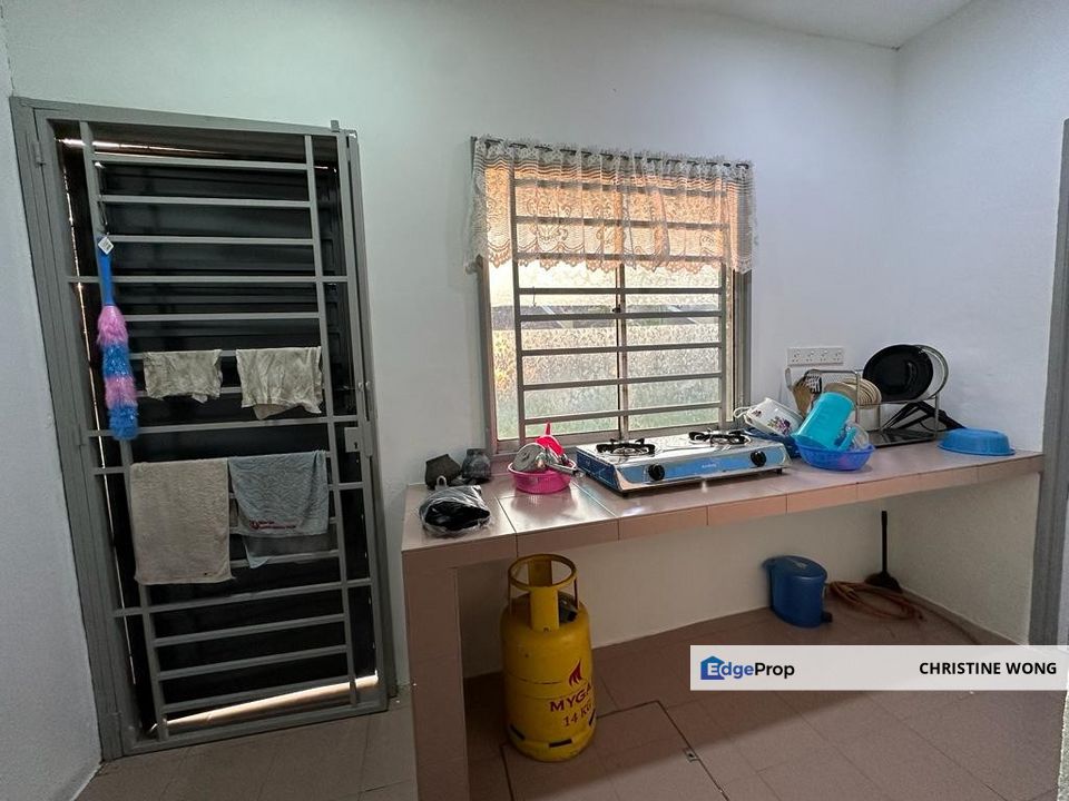 HIGH ROI BEST FOR INVESTMENT (HOSTEL FOR UITM STUDENTS) DOUBLE STOREY TERRACE HOUSE S3 (NEAR UITM) SEREMBAN NS , Negeri Sembilan, Seremban