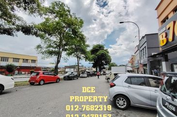 Taman Blossom Height