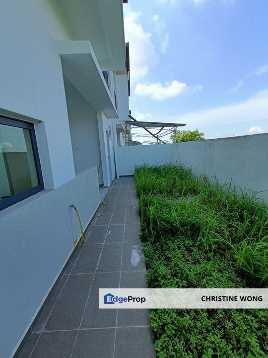 HILLTOP SEMI-D AT SHANG GARDEN BUKIT SARIMBAN SEREMBAN NS , Negeri Sembilan, Seremban