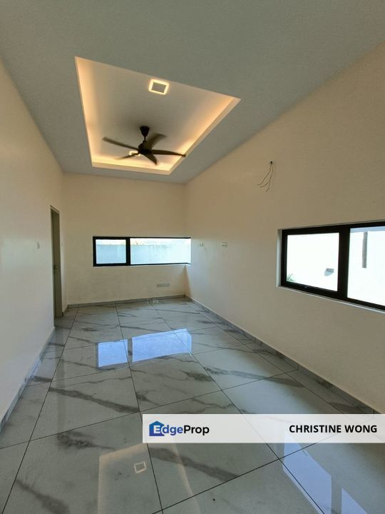 HILLTOP SEMI-D AT SHANG GARDEN BUKIT SARIMBAN SEREMBAN NS , Negeri Sembilan, Seremban