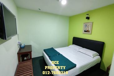 Oakland Commercial Centre