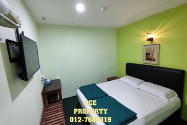 Oakland Commercial Centre