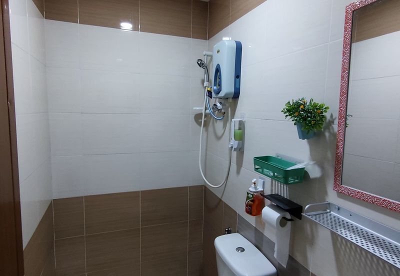 Oakland Commercial Centre